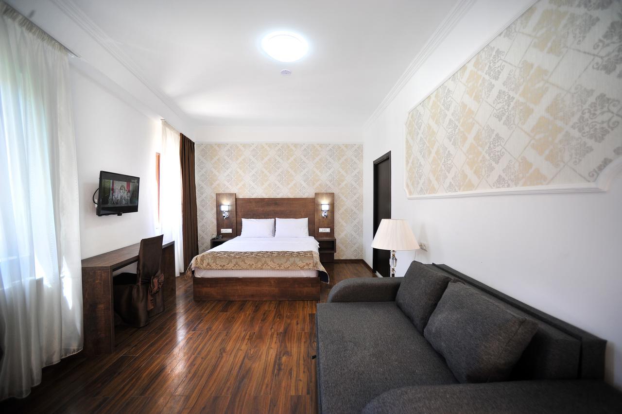 Rk City Hotel تبليسي المظهر الخارجي الصورة